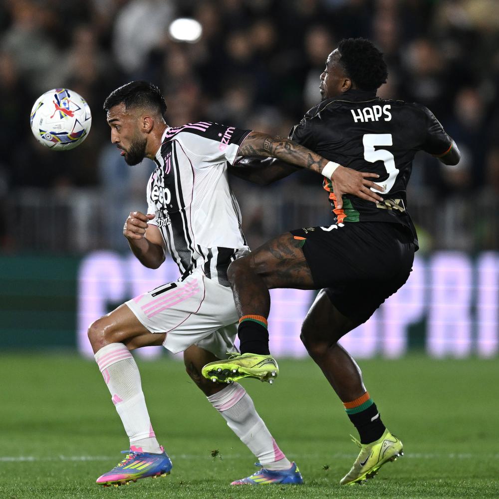 中足联官方：如发现俱乐部与球员签“阴阳合同”，将勒令降级